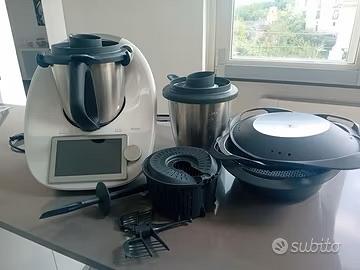 Bimby tm6 con tutti gli accessori