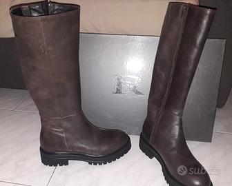 Stivali Nuovi MAI USATI 