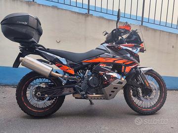 KTM 890 Adventure S   (ribassato)