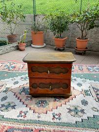 Portagioie  in legno fatto artigianalmente