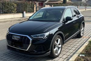 AUDI Q3 35 TDI S Tronic Business PELLE - GARANZIA