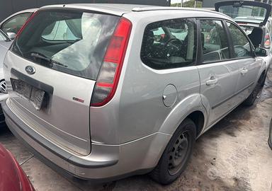 FORD FOCUS per ricambi usati