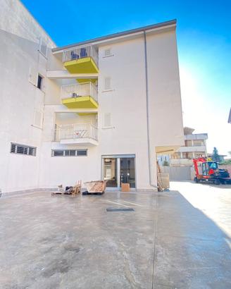 SAN MARCELLINO; Locale+Ampio Spazio Esterno FL389