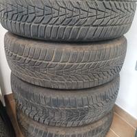 4 invernali Hankook 225 65 17 pari al nuovo 