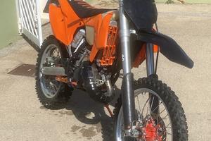 KTM 125
