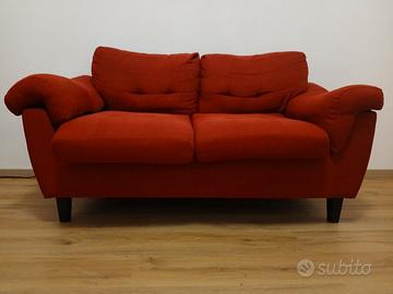 Divano rosso 2 posti