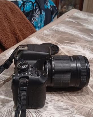 Macchina fotografica digitale Canon EOS 750D