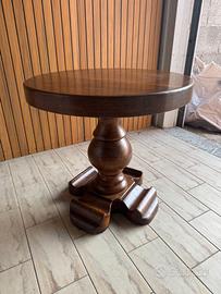 Tavolino rotondo in legno di noce
