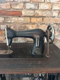 Macchina da cucire da calzolaio
