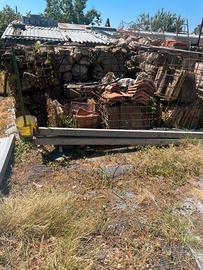 Tettoia in la miera zingata