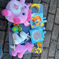 Stock giochi vari per neonato