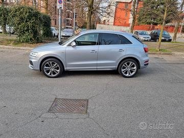 AUDI Q3 S-line 150cv benzina manuale - 2017