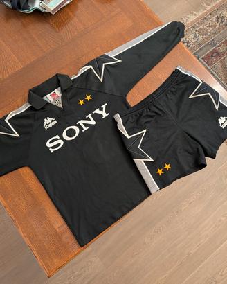 Completo portiere Juventus anni 96/97 per bambino