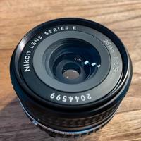 Nikon Serie E, 28mm, 1:2.8