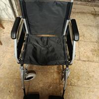 Sedia a rotelle per disabili