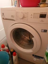 Lavatrice usata Electrolux RWS 1061 EDW