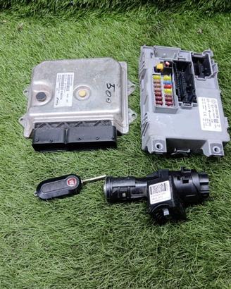 KIT CHIAVI CENTRALINA MOTORE FIAT 500 L Serie (351