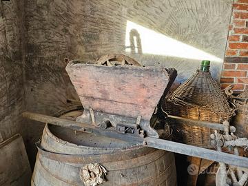 Pigiauve e botte per vino