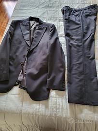 abito uomo colore blu