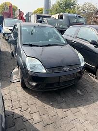 Ricambi Ford Fiesta 1.2 16V Ghia 5P Anno 2005 Codi