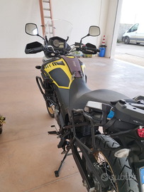 Moto suzuki vstrom 650
