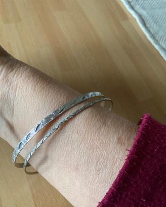 Braccialetti rigidi in argento