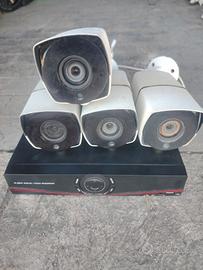 4 telecamere più DVR