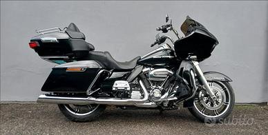 HARLEY-DAVIDSON Road Glide 114 1868