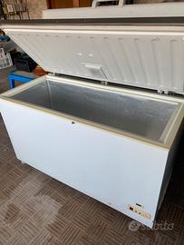 Freezer a pozzetto 500 litri