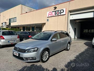 VOLKSWAGEN Passat 2.0 TDI DSG Highline BlueM. Te