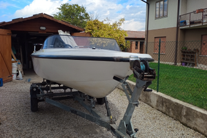 Barca scafo open lancetta