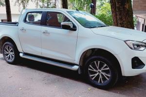 pick up ISUZU D MAX F+