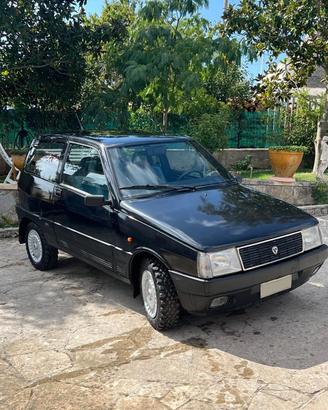 Autobianchi Y10 4x4 con gancio traino