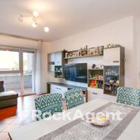 TRILOCALE CON BOX E CANTINA VIA DESERTO DEL GOBI