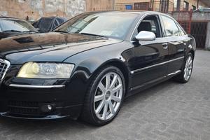 Audi A8 S8 5.2 V10 quattro tiptronic