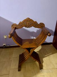 Poltrona stile savanorola