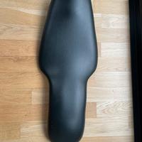 Sella custom biposto x harley davidson sportster