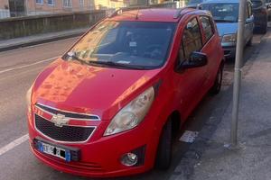Auto Utilitaria