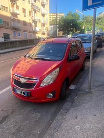 Auto Utilitaria