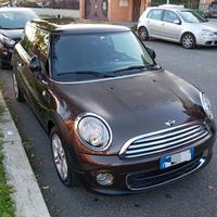 MINI Mini (R56) - 2012