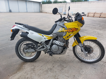 Honda nx dominator 650