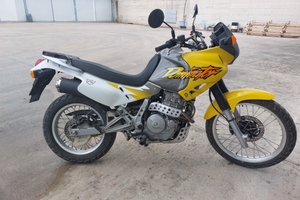 Honda nx dominator 650