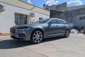 Volvo V90 2.0 D4 Geartronic 190 CV – Pari al Nuovo