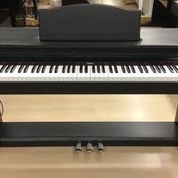 Pianoforte roland hp2700