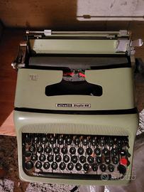 macchina da scrivere Olivetti studio44