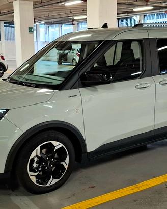 Ford tourneo courier 1.0 benzina active powershift