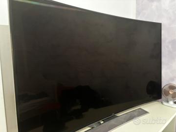 Televisore samsung curvo