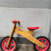 Bicicletta in legno senza pedali, balance bike