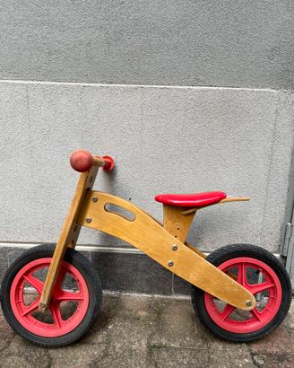 Bicicletta in legno senza pedali, balance bike
