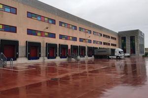 Immobile di 9900 m² con 1 locale a Teverola